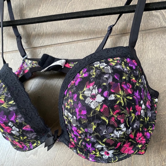 La Senza Floral Bra - Picture 2 of 5